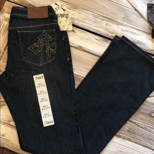 Mid rise relaxed fit jeans